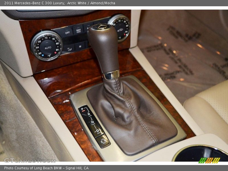 Arctic White / Almond/Mocha 2011 Mercedes-Benz C 300 Luxury