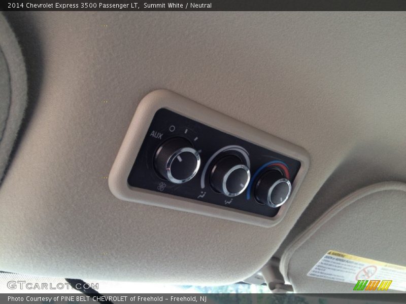 Summit White / Neutral 2014 Chevrolet Express 3500 Passenger LT