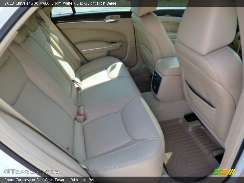 Bright White / Black/Light Frost Beige 2013 Chrysler 300 AWD