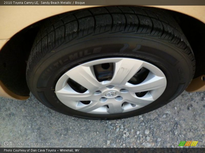 Sandy Beach Metallic / Bisque 2010 Toyota Camry LE