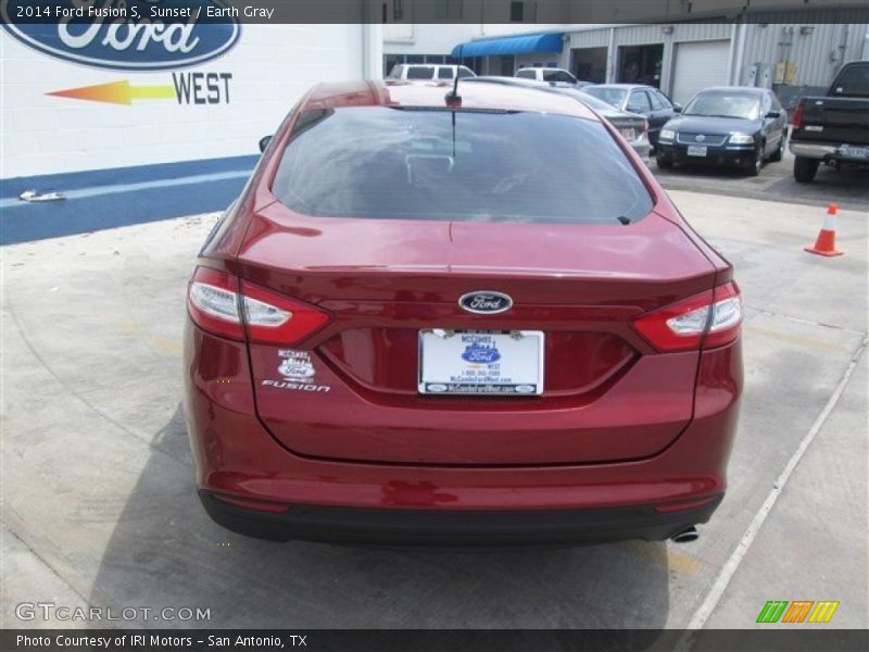 Sunset / Earth Gray 2014 Ford Fusion S