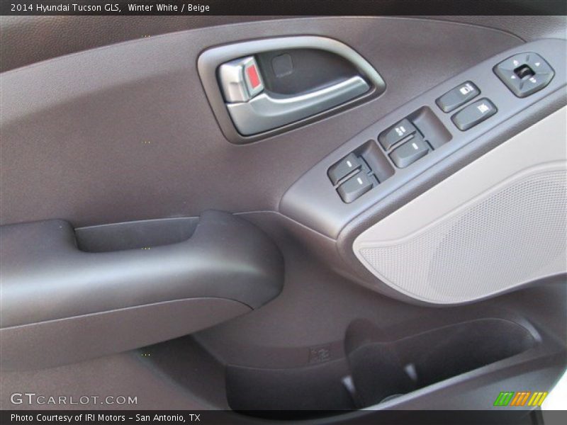 Winter White / Beige 2014 Hyundai Tucson GLS