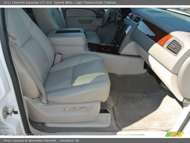 Summit White / Light Titanium/Dark Titanium 2011 Chevrolet Suburban LTZ 4x4