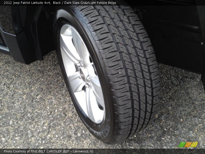 Black / Dark Slate Gray/Light Pebble Beige 2012 Jeep Patriot Latitude 4x4