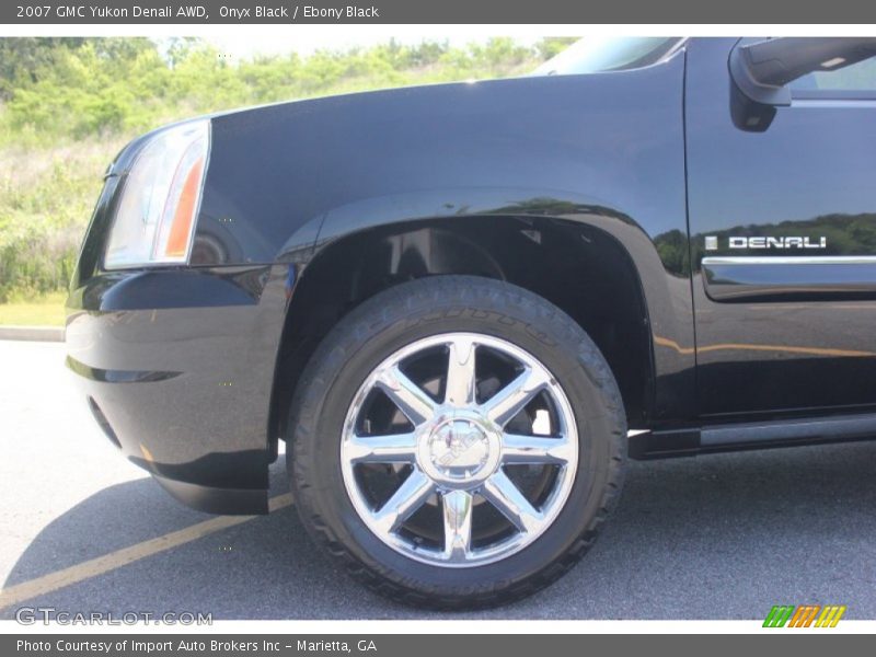 Onyx Black / Ebony Black 2007 GMC Yukon Denali AWD