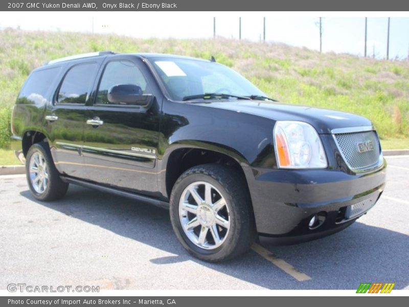 Onyx Black / Ebony Black 2007 GMC Yukon Denali AWD