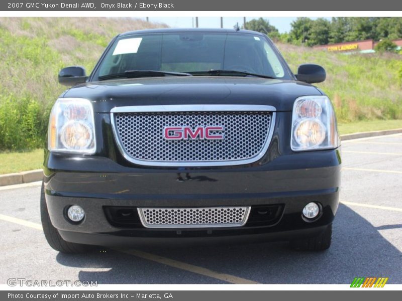 Onyx Black / Ebony Black 2007 GMC Yukon Denali AWD