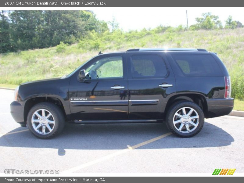Onyx Black / Ebony Black 2007 GMC Yukon Denali AWD