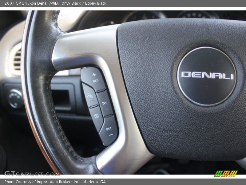 Onyx Black / Ebony Black 2007 GMC Yukon Denali AWD