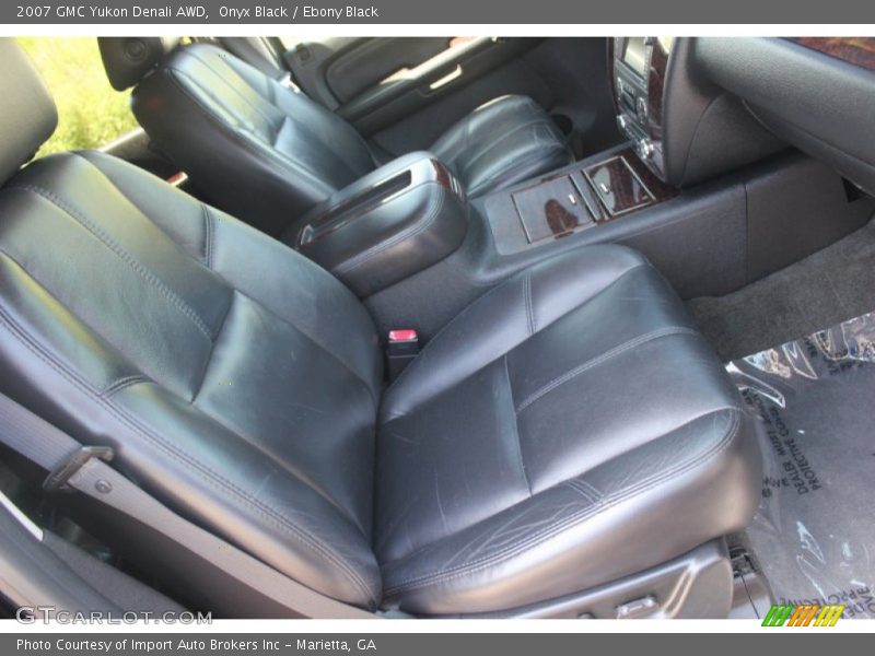 Onyx Black / Ebony Black 2007 GMC Yukon Denali AWD