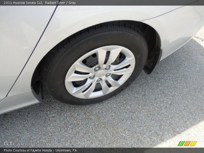 Radiant Silver / Gray 2011 Hyundai Sonata GLS
