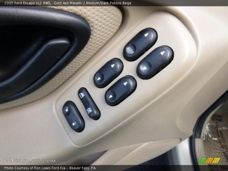 Gold Ash Metallic / Medium/Dark Pebble Beige 2005 Ford Escape XLS 4WD