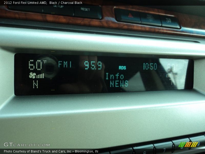 Black / Charcoal Black 2012 Ford Flex Limited AWD