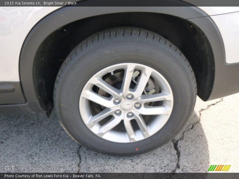 Bright Silver / Black 2015 Kia Sorento LX