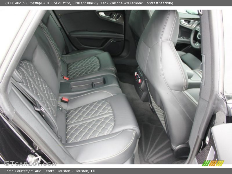 Rear Seat of 2014 S7 Prestige 4.0 TFSI quattro