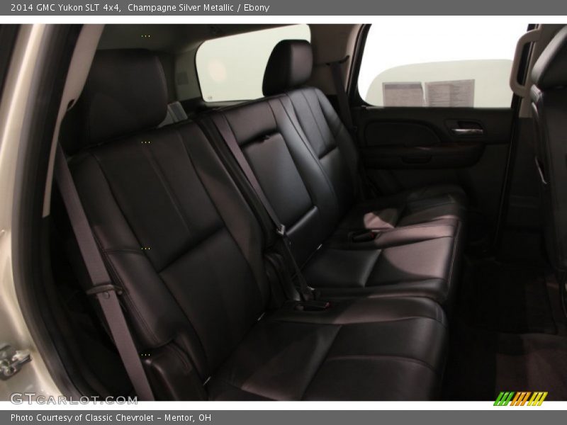 Champagne Silver Metallic / Ebony 2014 GMC Yukon SLT 4x4