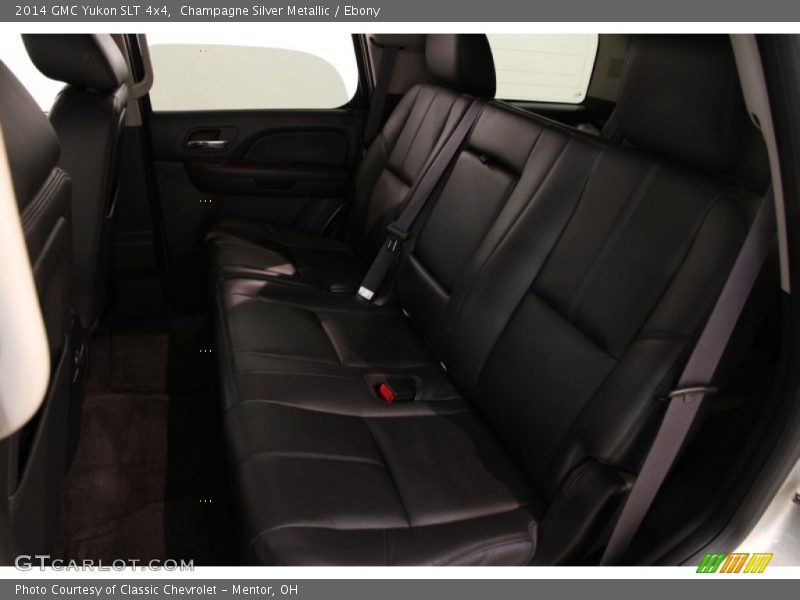 Champagne Silver Metallic / Ebony 2014 GMC Yukon SLT 4x4