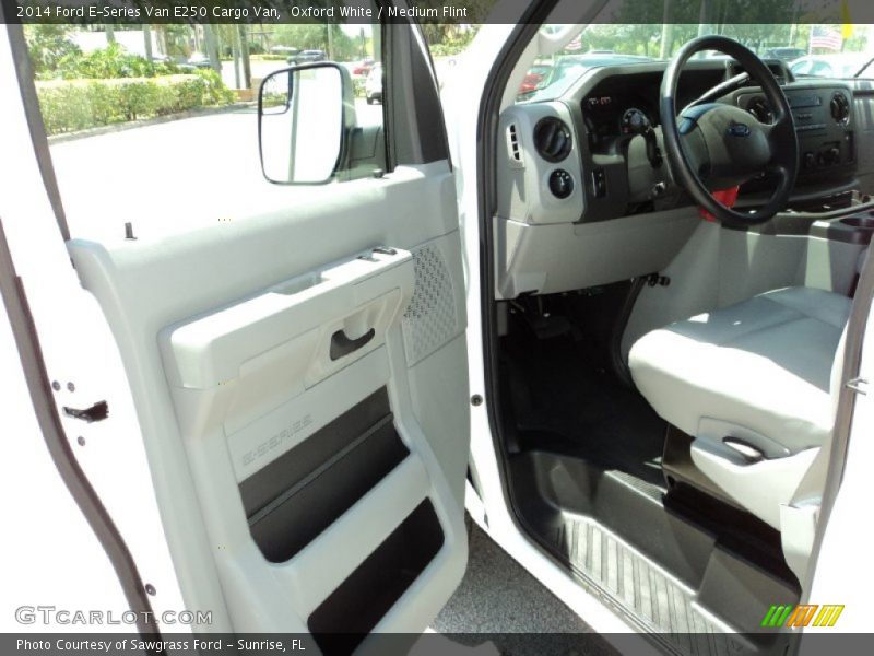 Oxford White / Medium Flint 2014 Ford E-Series Van E250 Cargo Van