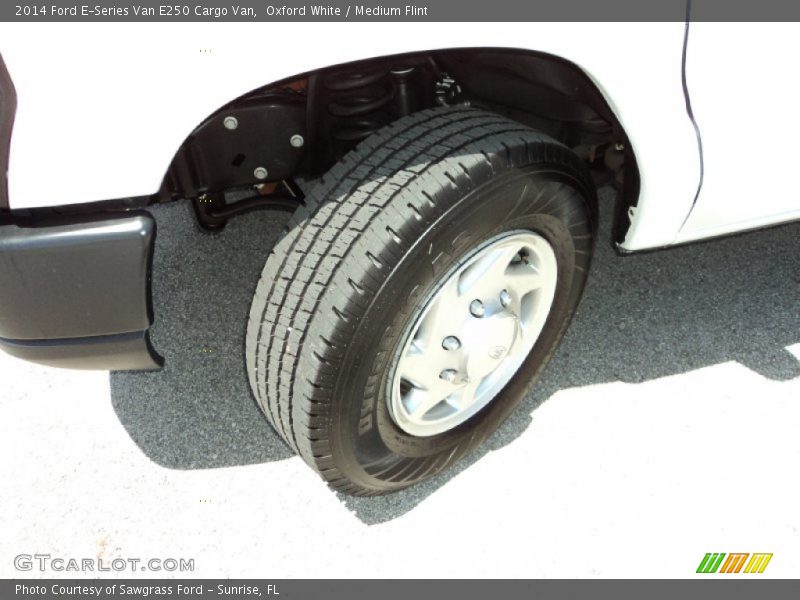 Oxford White / Medium Flint 2014 Ford E-Series Van E250 Cargo Van