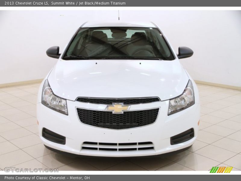 Summit White / Jet Black/Medium Titanium 2013 Chevrolet Cruze LS