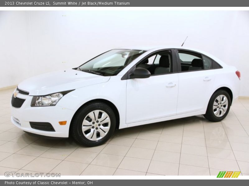 Summit White / Jet Black/Medium Titanium 2013 Chevrolet Cruze LS
