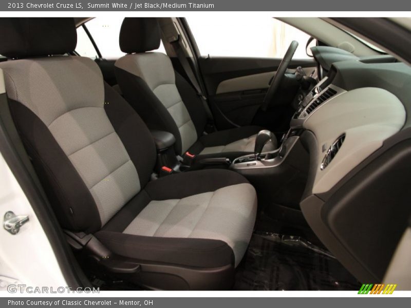 Summit White / Jet Black/Medium Titanium 2013 Chevrolet Cruze LS