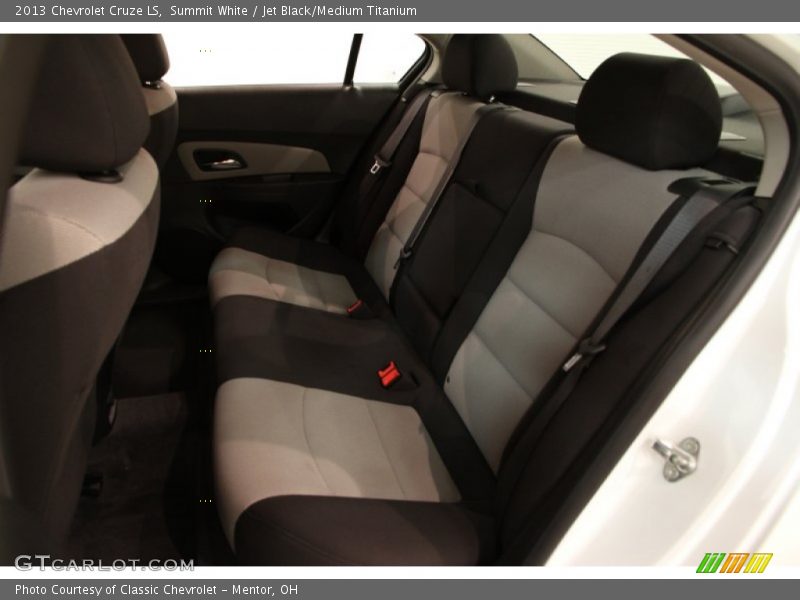 Summit White / Jet Black/Medium Titanium 2013 Chevrolet Cruze LS