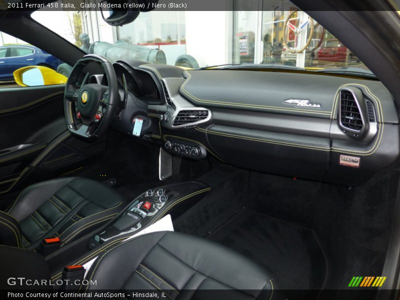 Dashboard of 2011 458 Italia