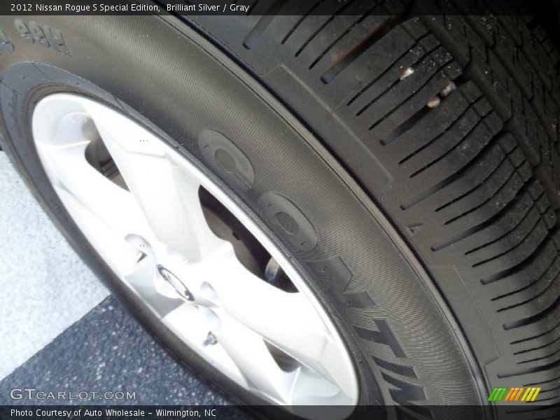 Brilliant Silver / Gray 2012 Nissan Rogue S Special Edition