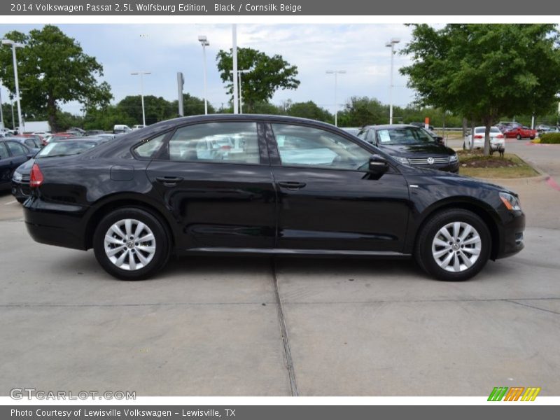 Black / Cornsilk Beige 2014 Volkswagen Passat 2.5L Wolfsburg Edition