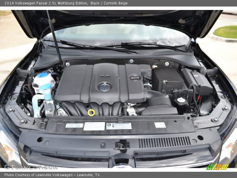 Black / Cornsilk Beige 2014 Volkswagen Passat 2.5L Wolfsburg Edition