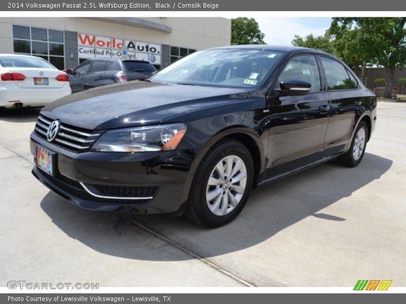 Black / Cornsilk Beige 2014 Volkswagen Passat 2.5L Wolfsburg Edition