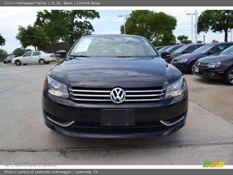 Black / Cornsilk Beige 2014 Volkswagen Passat 2.5L SE