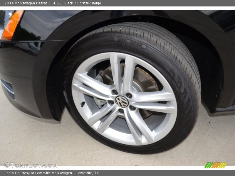 Black / Cornsilk Beige 2014 Volkswagen Passat 2.5L SE