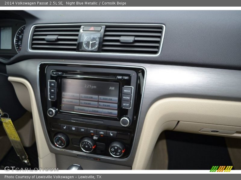 Night Blue Metallic / Cornsilk Beige 2014 Volkswagen Passat 2.5L SE