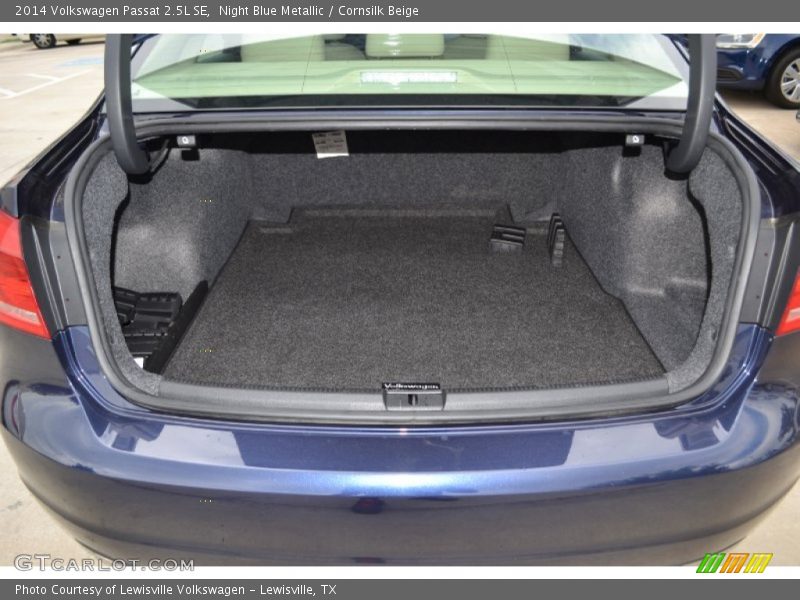 Night Blue Metallic / Cornsilk Beige 2014 Volkswagen Passat 2.5L SE