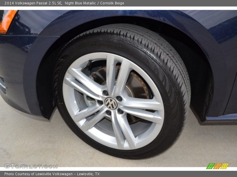 Night Blue Metallic / Cornsilk Beige 2014 Volkswagen Passat 2.5L SE