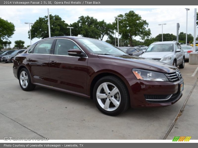Opera Red Metallic / Titan Black 2014 Volkswagen Passat 2.5L SE