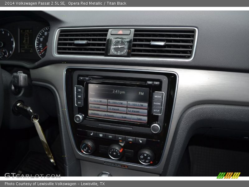 Opera Red Metallic / Titan Black 2014 Volkswagen Passat 2.5L SE