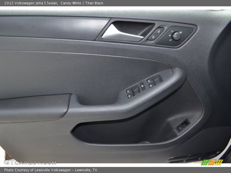 Candy White / Titan Black 2013 Volkswagen Jetta S Sedan