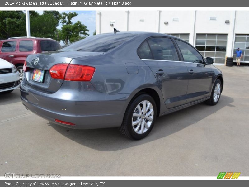 Platinum Gray Metallic / Titan Black 2014 Volkswagen Jetta SE Sedan