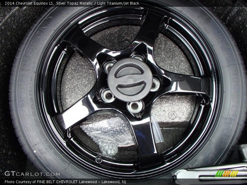 Silver Topaz Metallic / Light Titanium/Jet Black 2014 Chevrolet Equinox LS