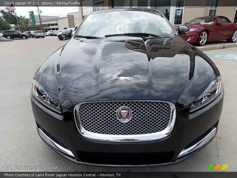 Ebony / Barley/Truffle 2014 Jaguar XF 3.0