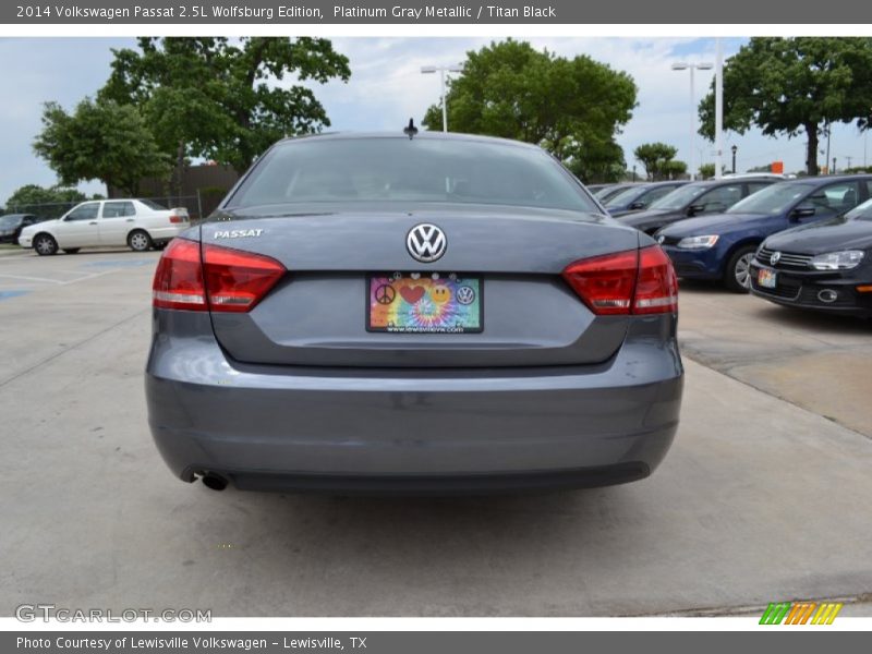 Platinum Gray Metallic / Titan Black 2014 Volkswagen Passat 2.5L Wolfsburg Edition