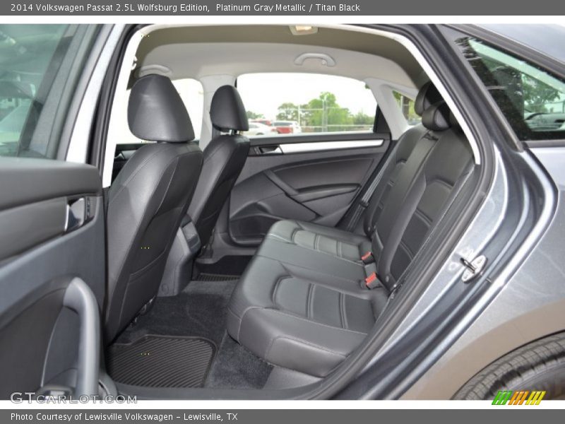 Platinum Gray Metallic / Titan Black 2014 Volkswagen Passat 2.5L Wolfsburg Edition