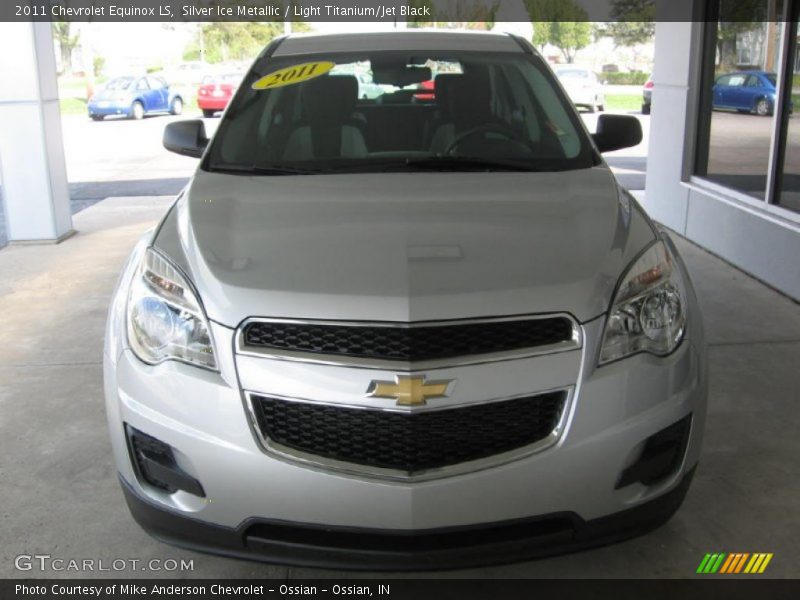 Silver Ice Metallic / Light Titanium/Jet Black 2011 Chevrolet Equinox LS