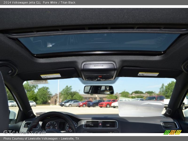 Pure White / Titan Black 2014 Volkswagen Jetta GLI