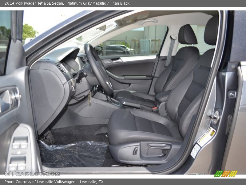 Platinum Gray Metallic / Titan Black 2014 Volkswagen Jetta SE Sedan