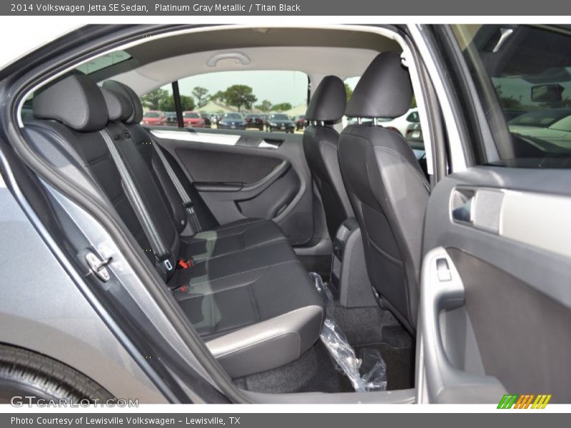 Platinum Gray Metallic / Titan Black 2014 Volkswagen Jetta SE Sedan