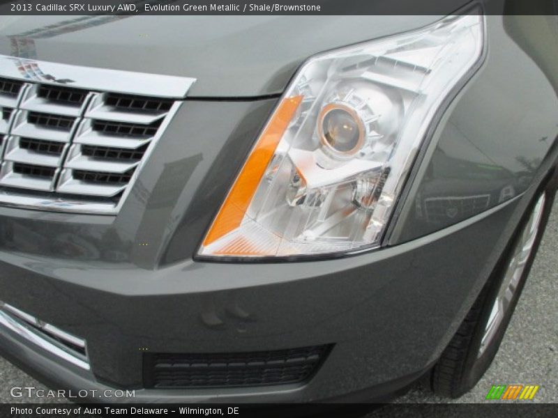 Evolution Green Metallic / Shale/Brownstone 2013 Cadillac SRX Luxury AWD